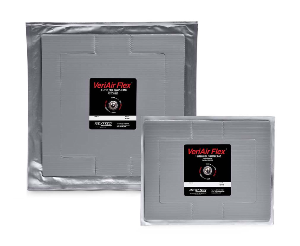 Two sizes of VeriAir Flex® Foil
Manual-Inflating Sampling Bags.