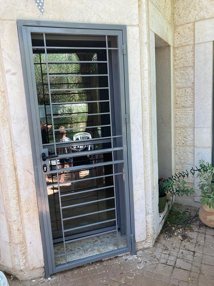 דלתות סורג