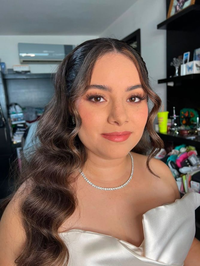 Maquillaje profesional de novia