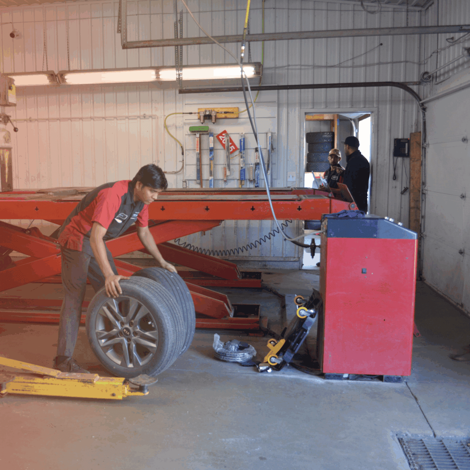 Tire Storage in Waterloo, ON | Dial A Tire Automotive Service Center