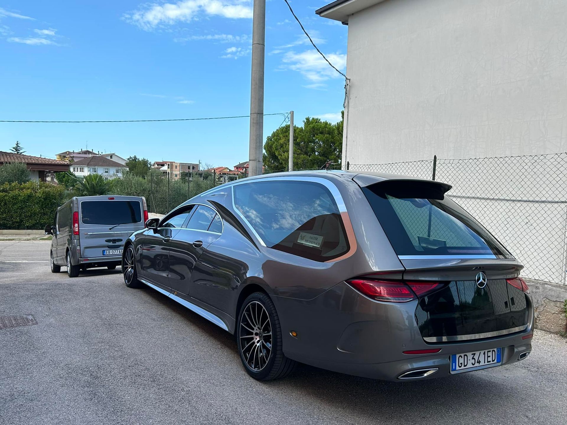 autofunebri