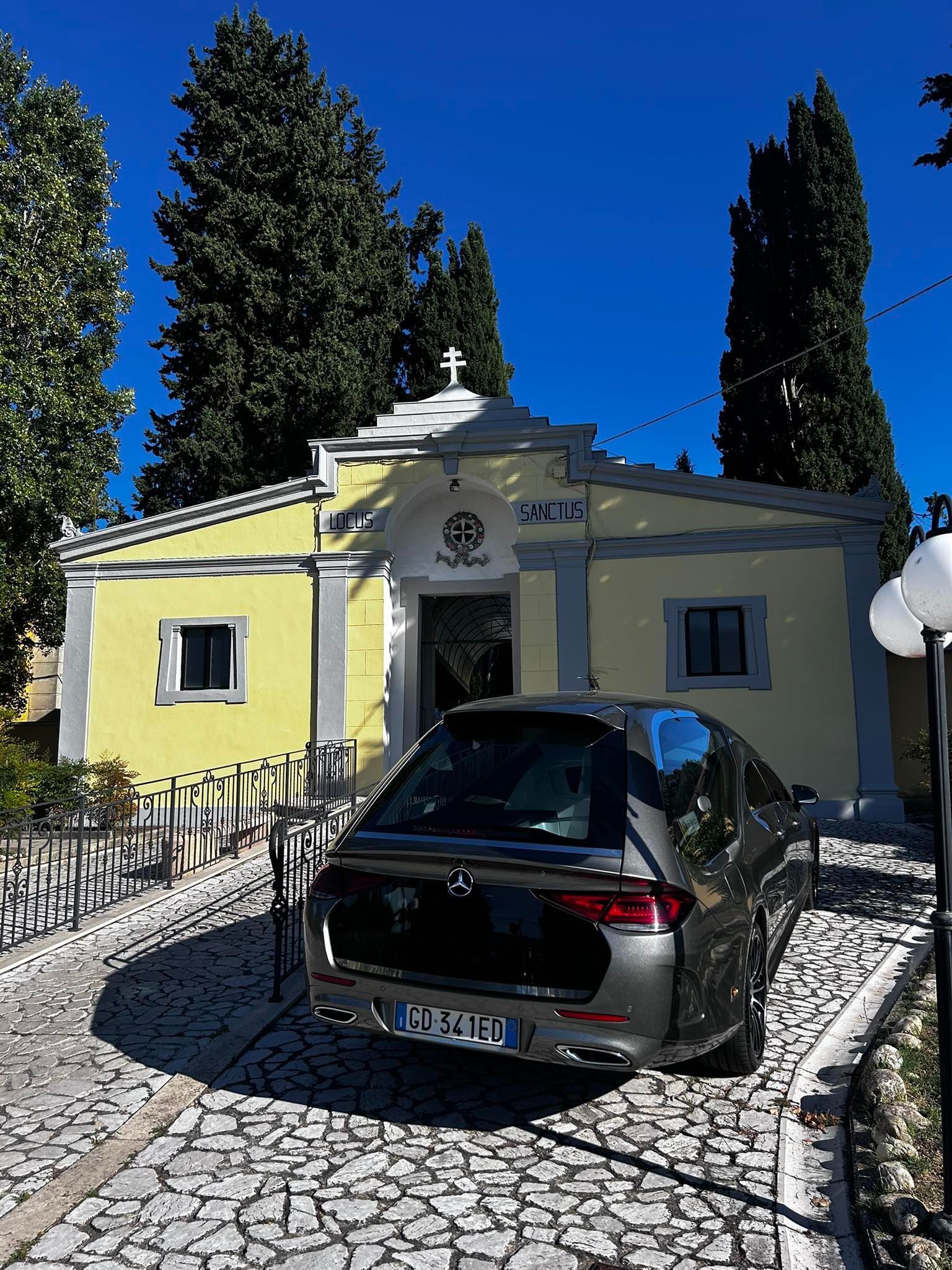 autofunebri
