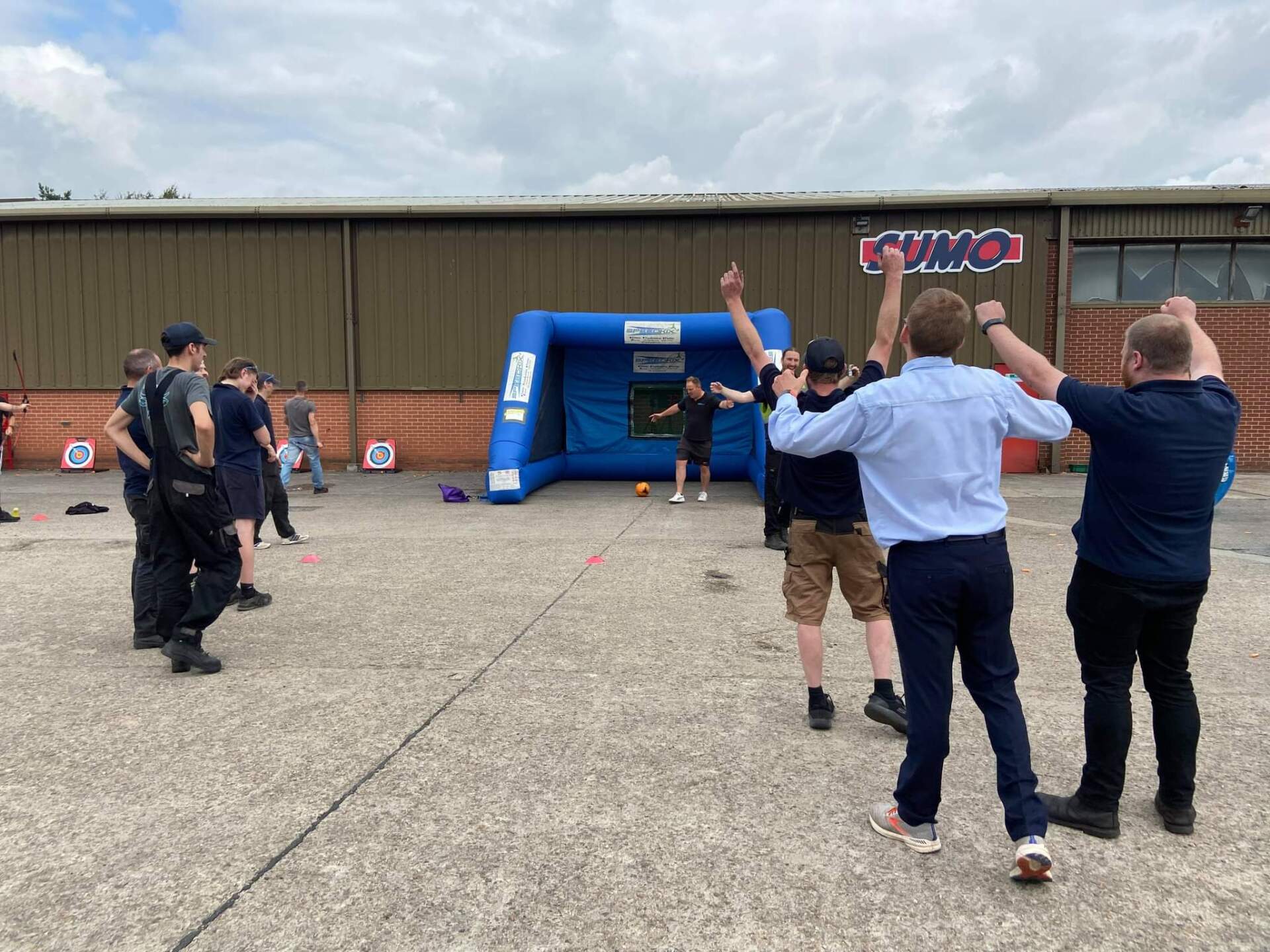 Workplace teambuilding activiities