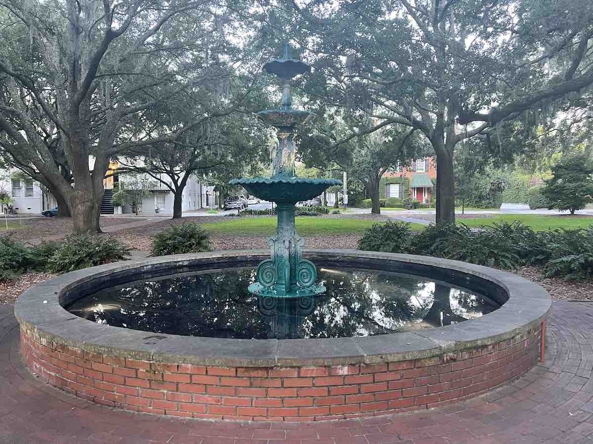 Lafayette Square Official Savannah Guide