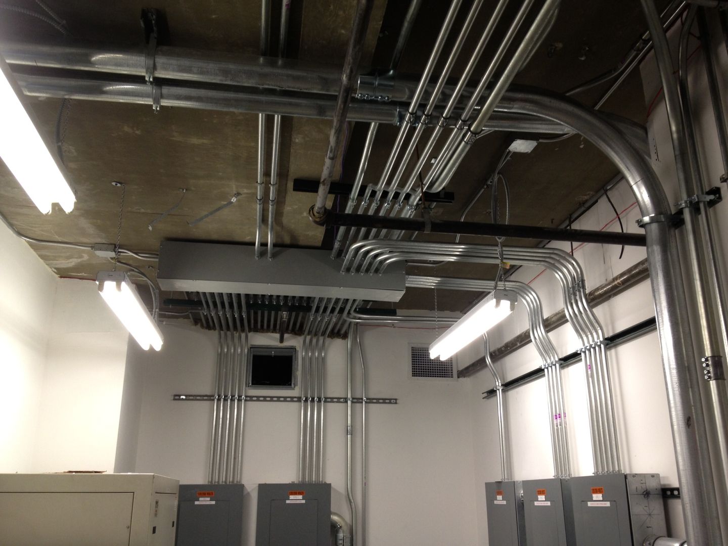 Install Lighting Lake Forest