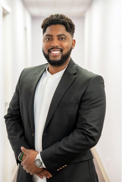 Dr Bradley headshot
