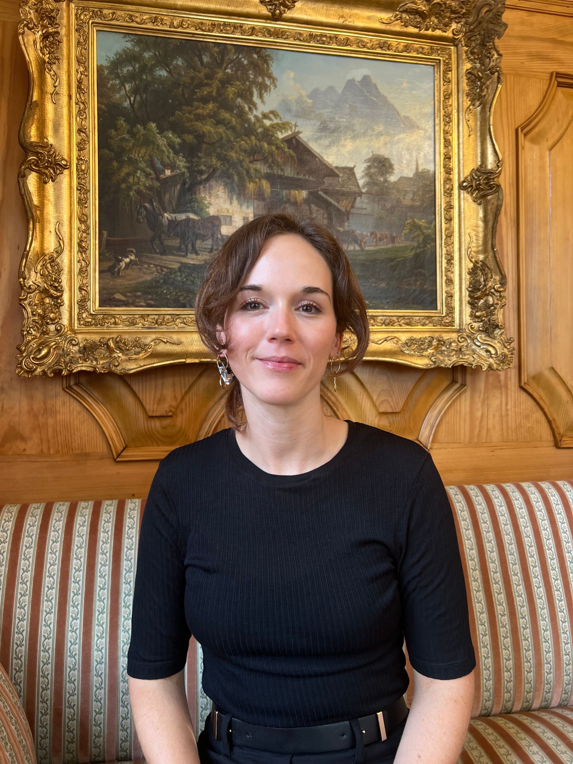 Nadine Truttmann, Rechtsanwältin in Zug und Zürich, erfahren in Vertragsrecht und zivilrechtlicher Prozessführung