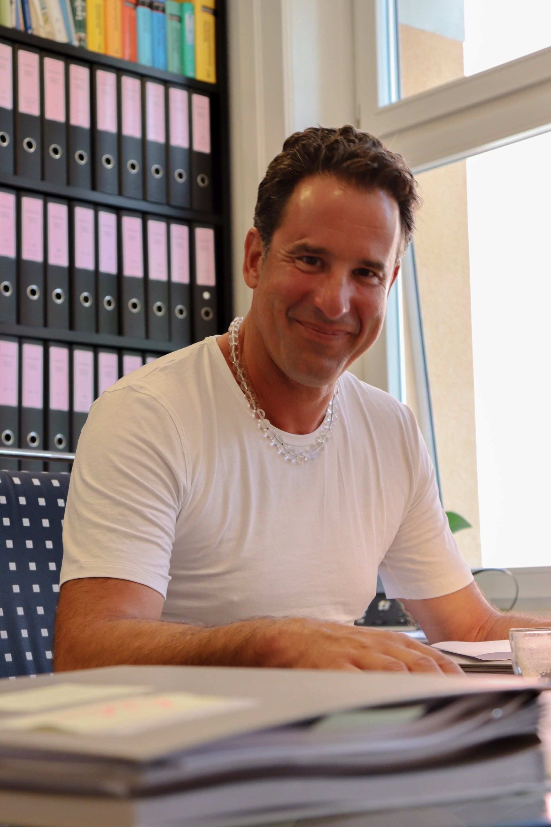 Lawyer and notary Dr. Michael Aepli in Zug and Zurich, specializing in international legal assistance and white-collar crime