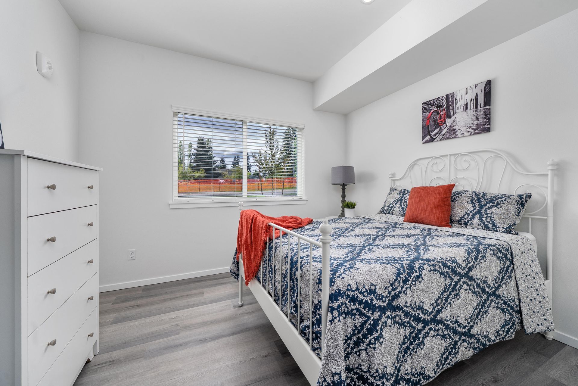 Bedroom at Blueberry Apartments Port Orchard rentals.