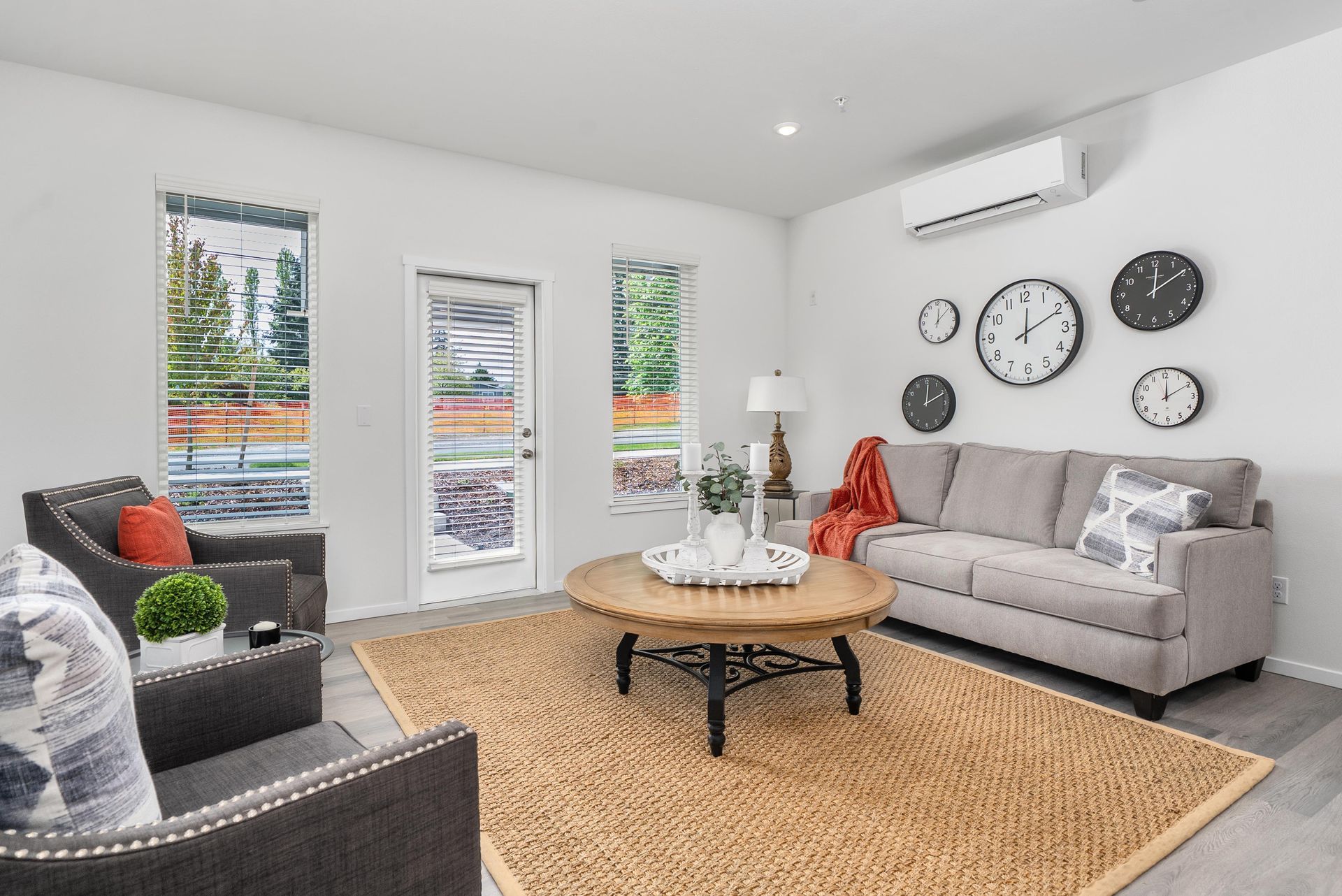 Living room with natural light at Blueberry Apartments rentals Port Orchard