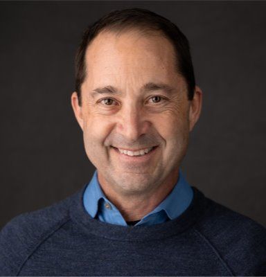 Shoulders-up photo of Pete Lunenfeld