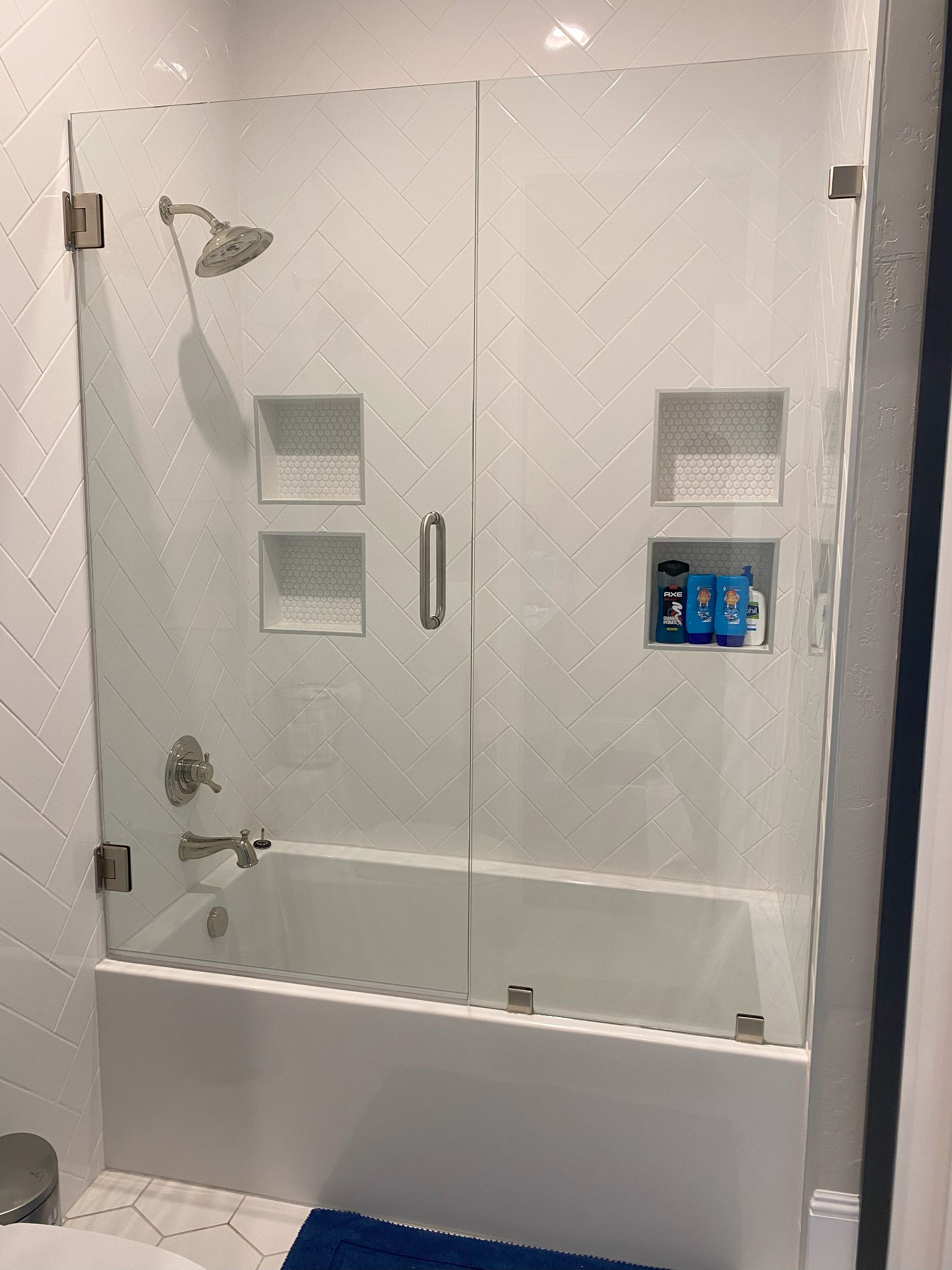 Modern glass enclosure by Glassology showcasing precision craftsmanship and clean detailing
