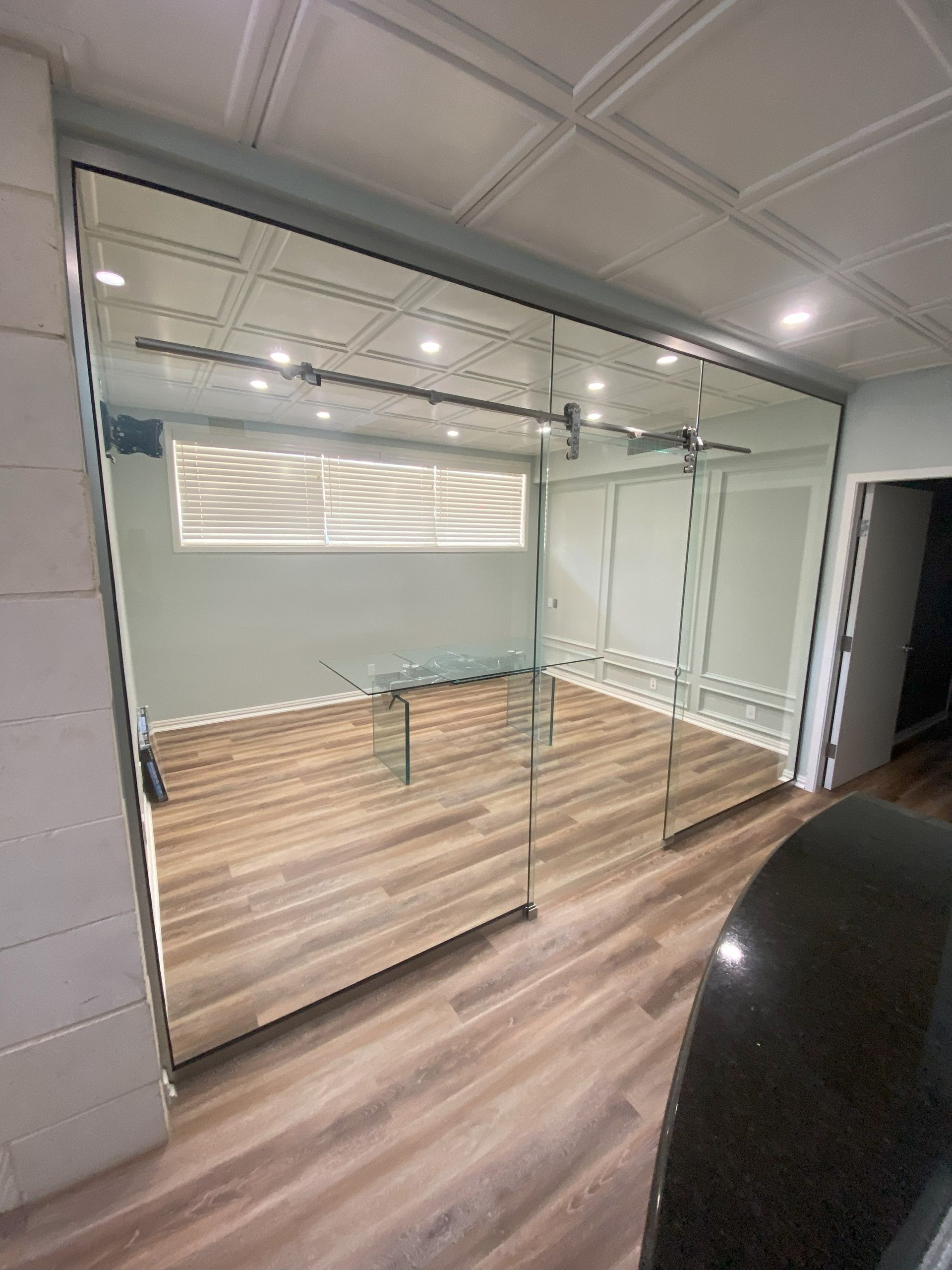 Glass finish-out for professional workspace