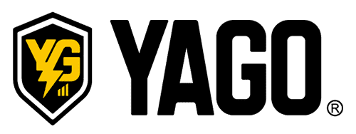 YAGO 標誌採用黑黃相間的盾形圖示和粗體黑色文字。