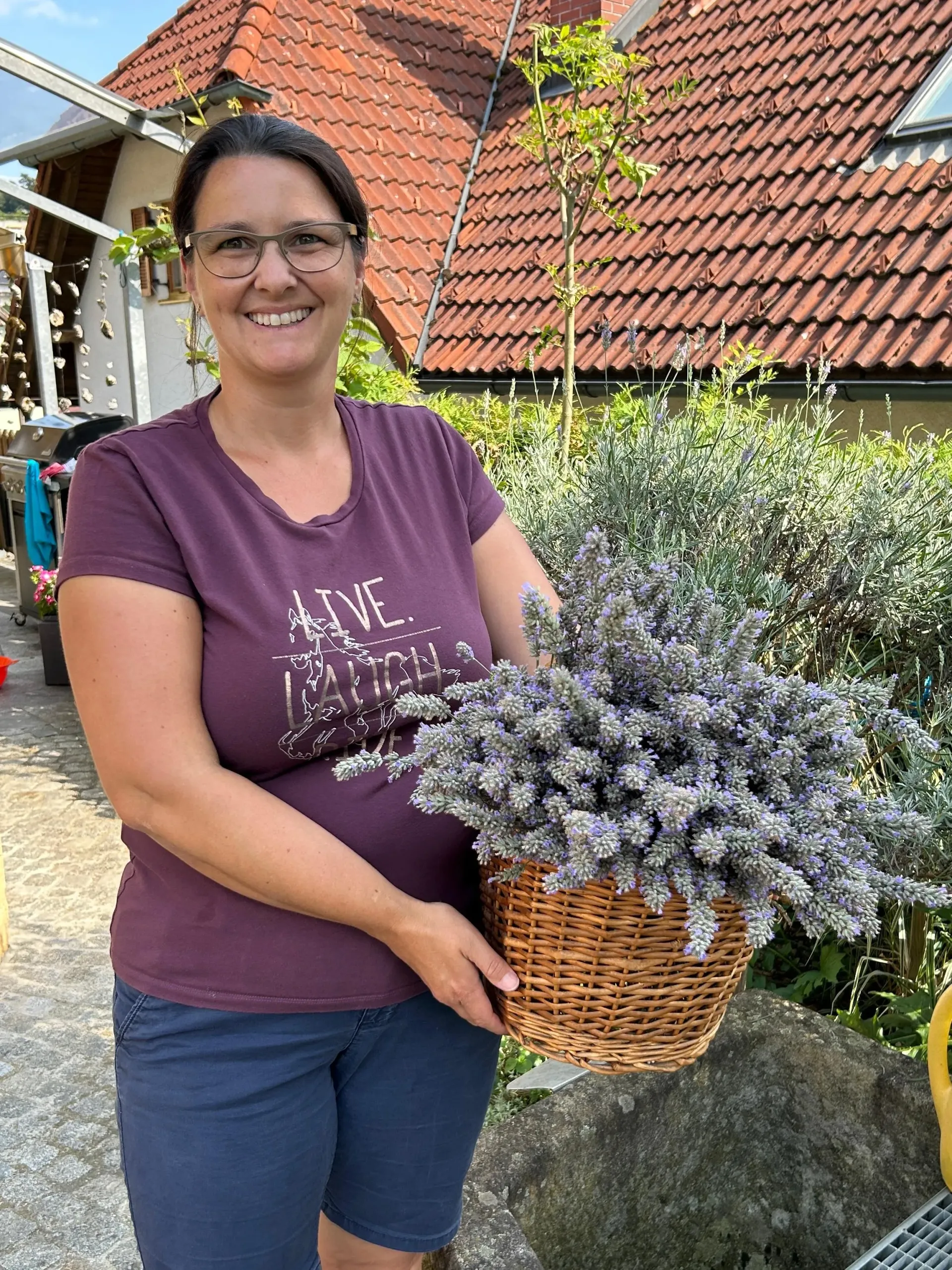 Die KräuterSchnecke - Sabrina Köchler - Lavendel ernte