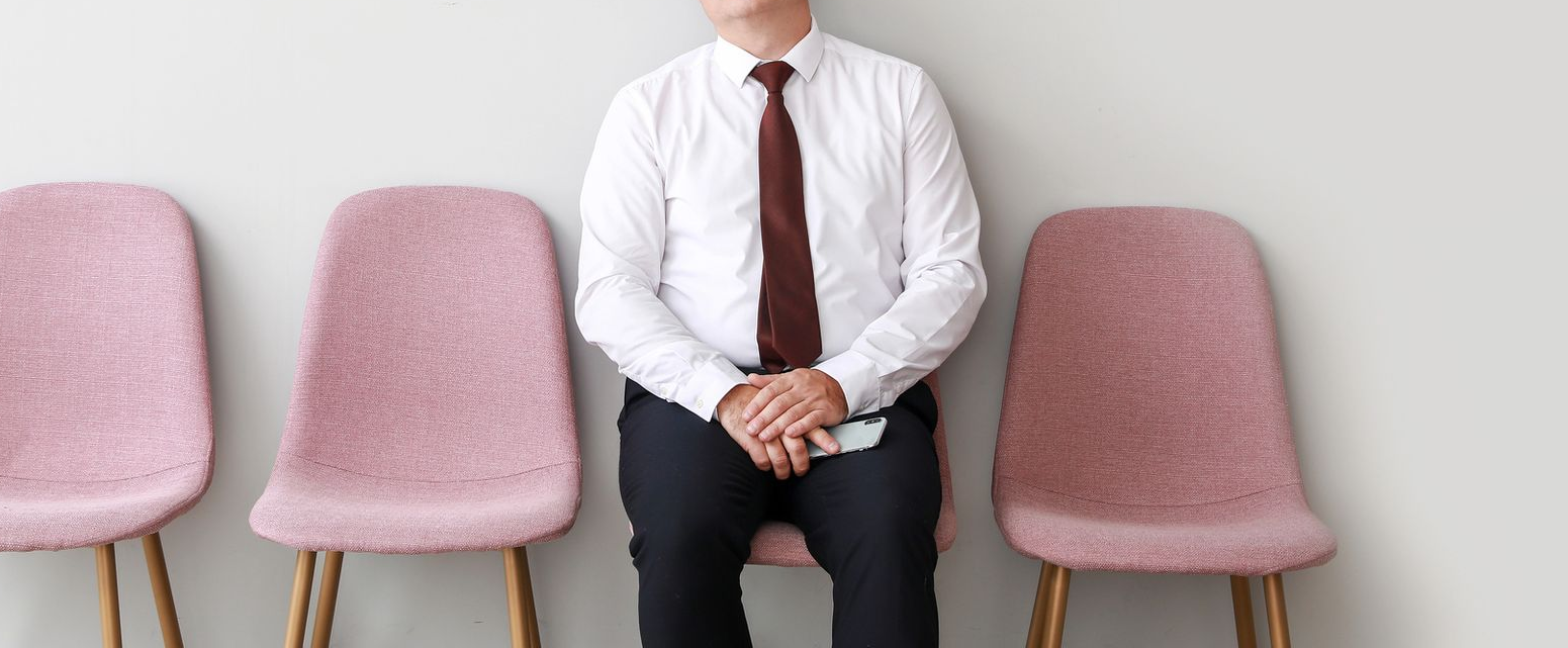 Uomo in abito da lavoro 