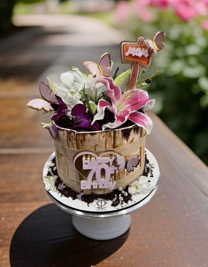 Delicious Cake — Grovetown, GA — Amazing Cakes and Sweets by Ju Perroni  