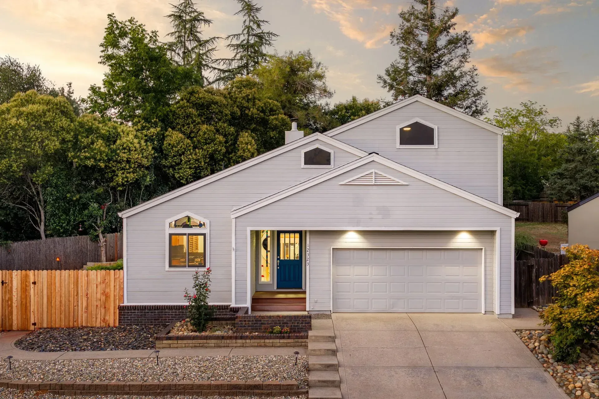 12323 Hidden Meadow Cir, Auburn, CA 95603