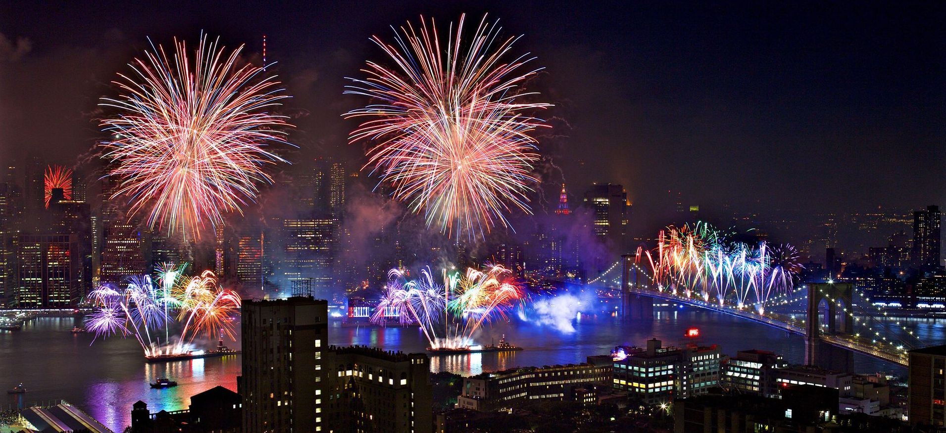 Fireworks Brooklyn Bridge Manhattan from Brooklyn