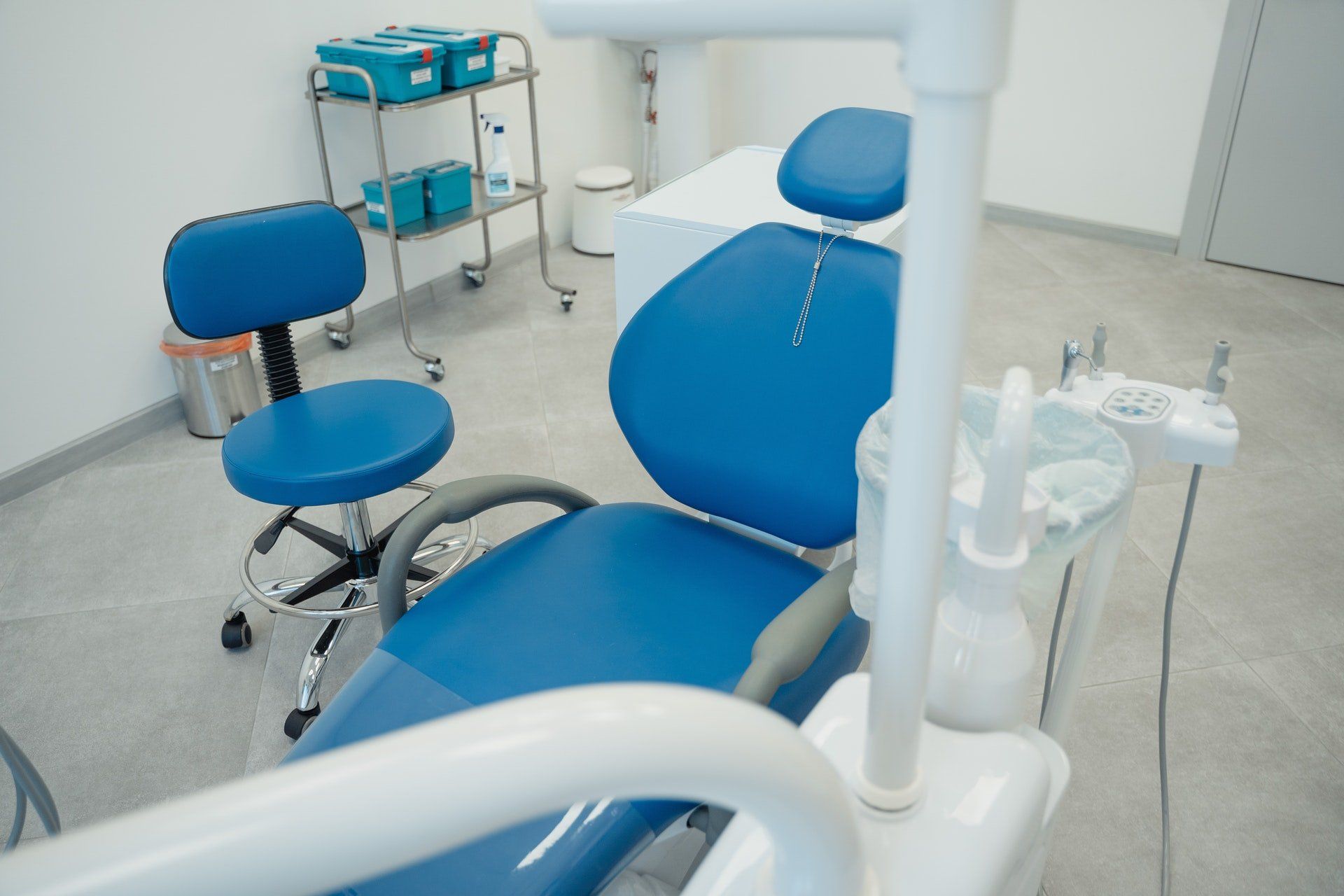 Dentist chair