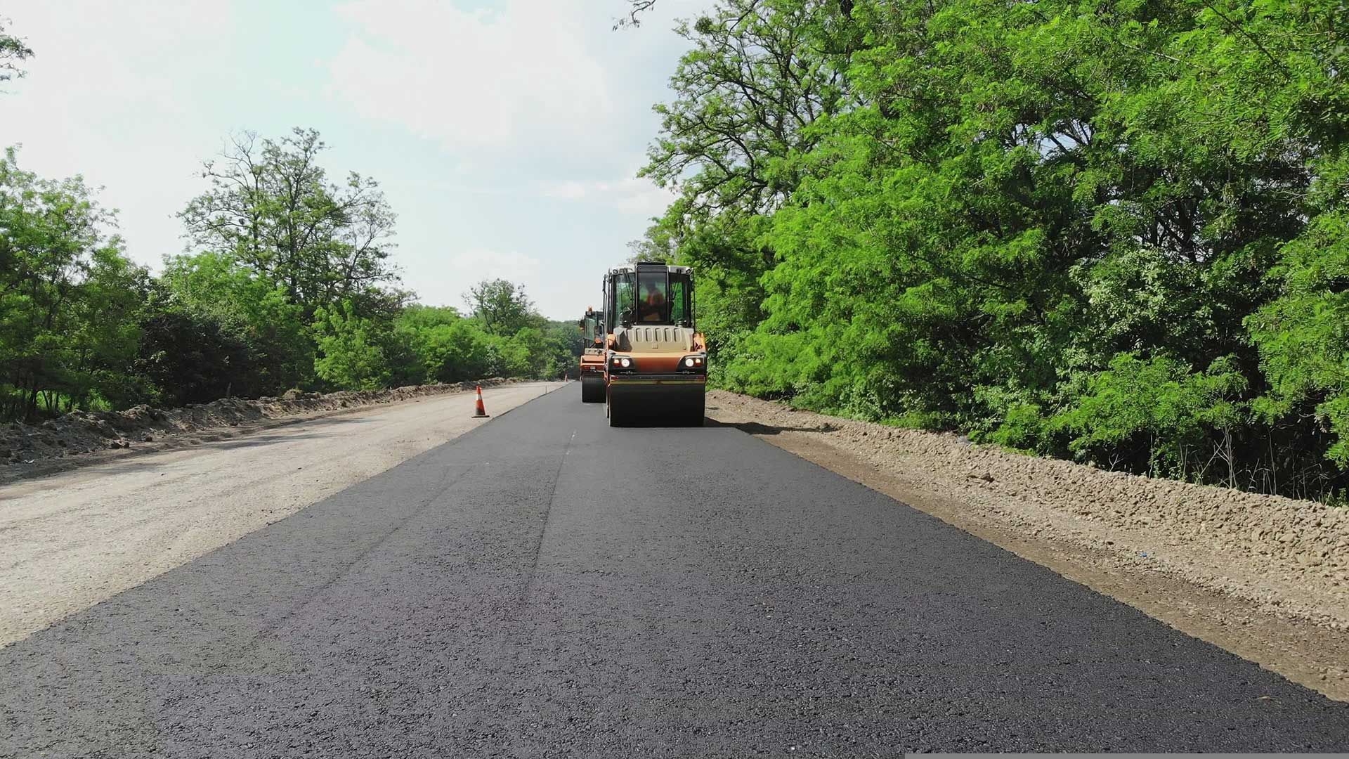 Asphalt Paving
