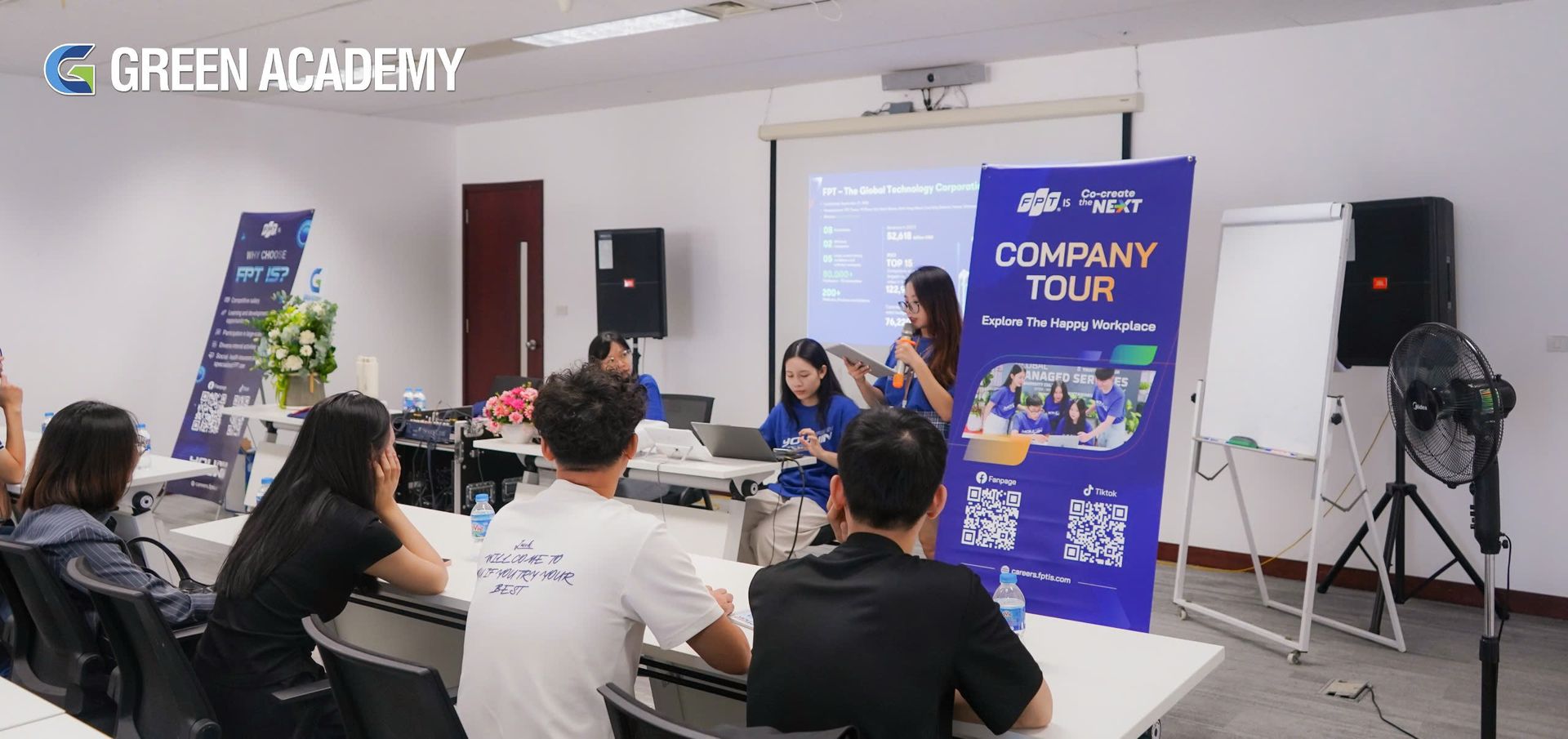 Tham gia Workshop trong không khí sôi nổi đầy hào hứng