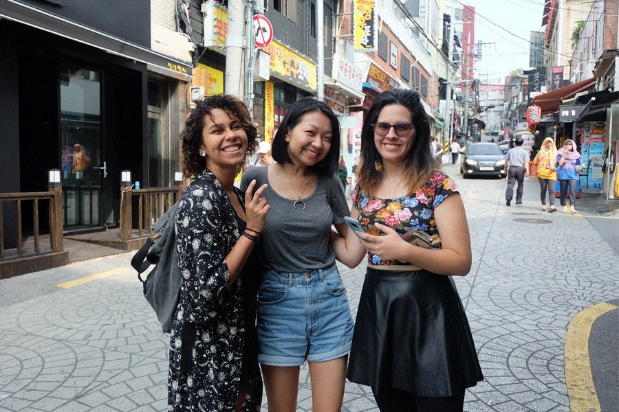 Một số cụm từ tiếng Hàn khi gặp gỡ bạn bè