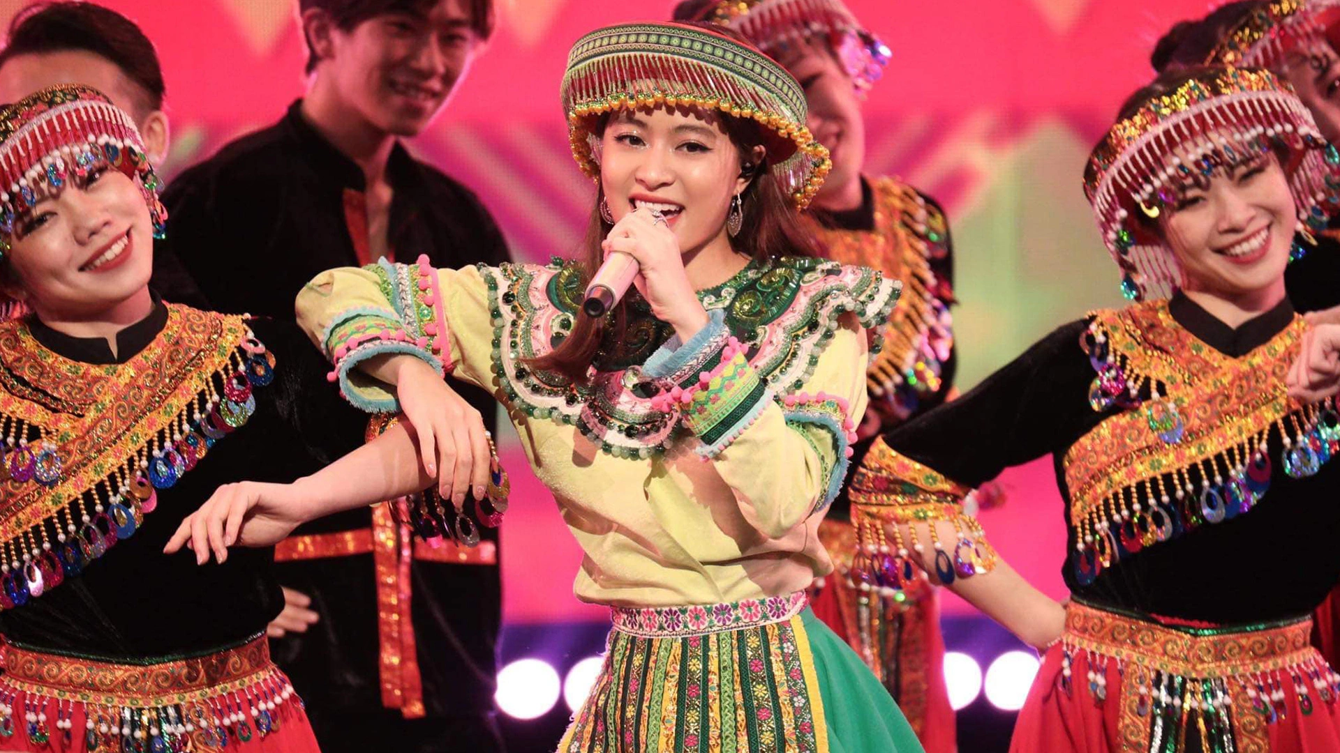 Hoàng Thùy Linh trở lại đường đua Vpop