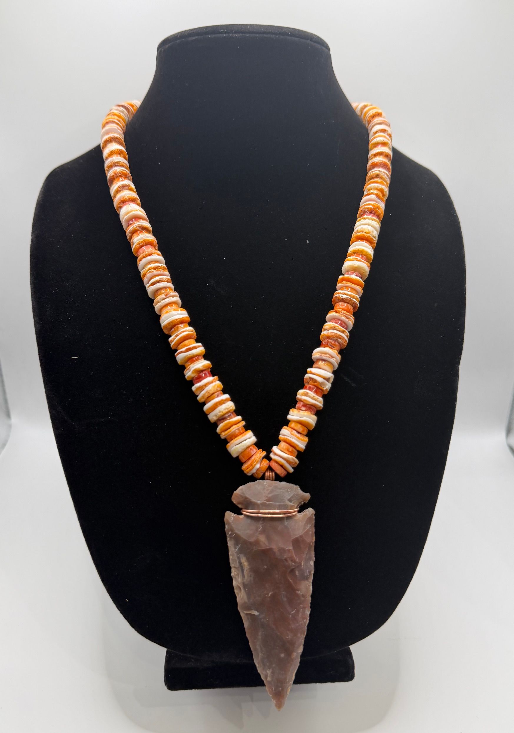 Native American Spiney Oyster Arrowhead Necklace BN308