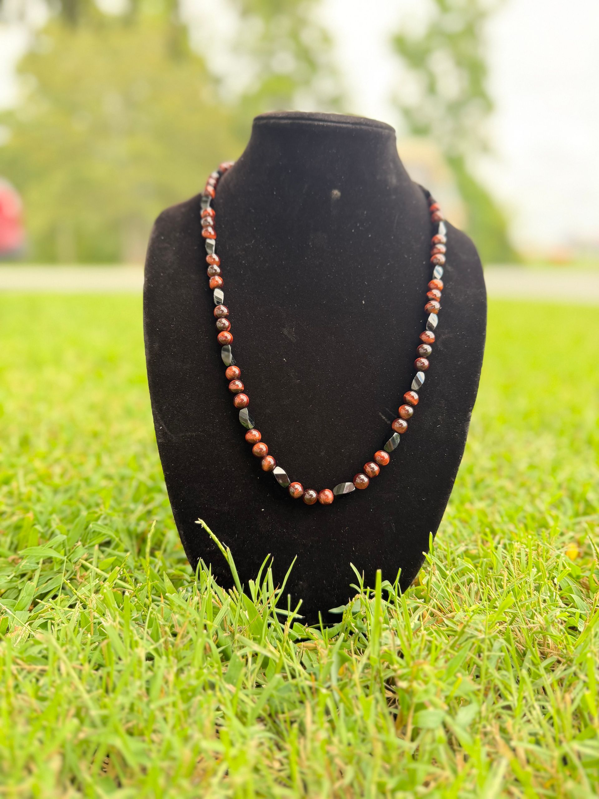 Gemstone Necklace: DNEVT14