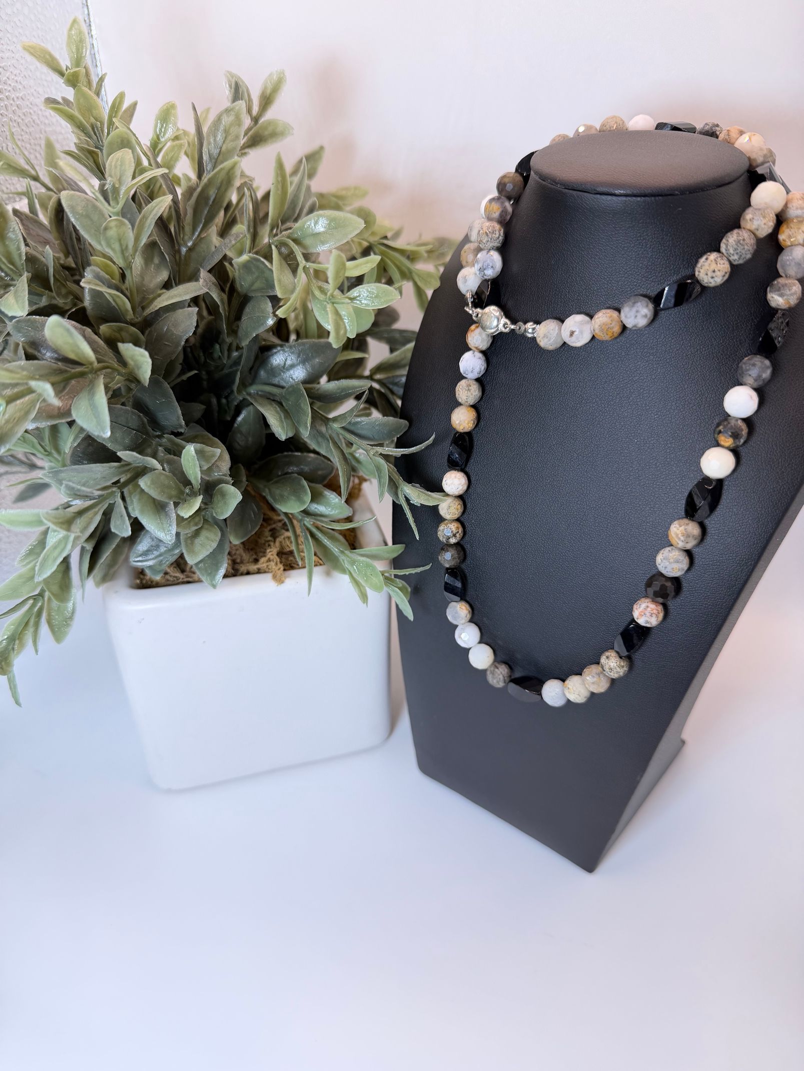 Necklace DNEVT18