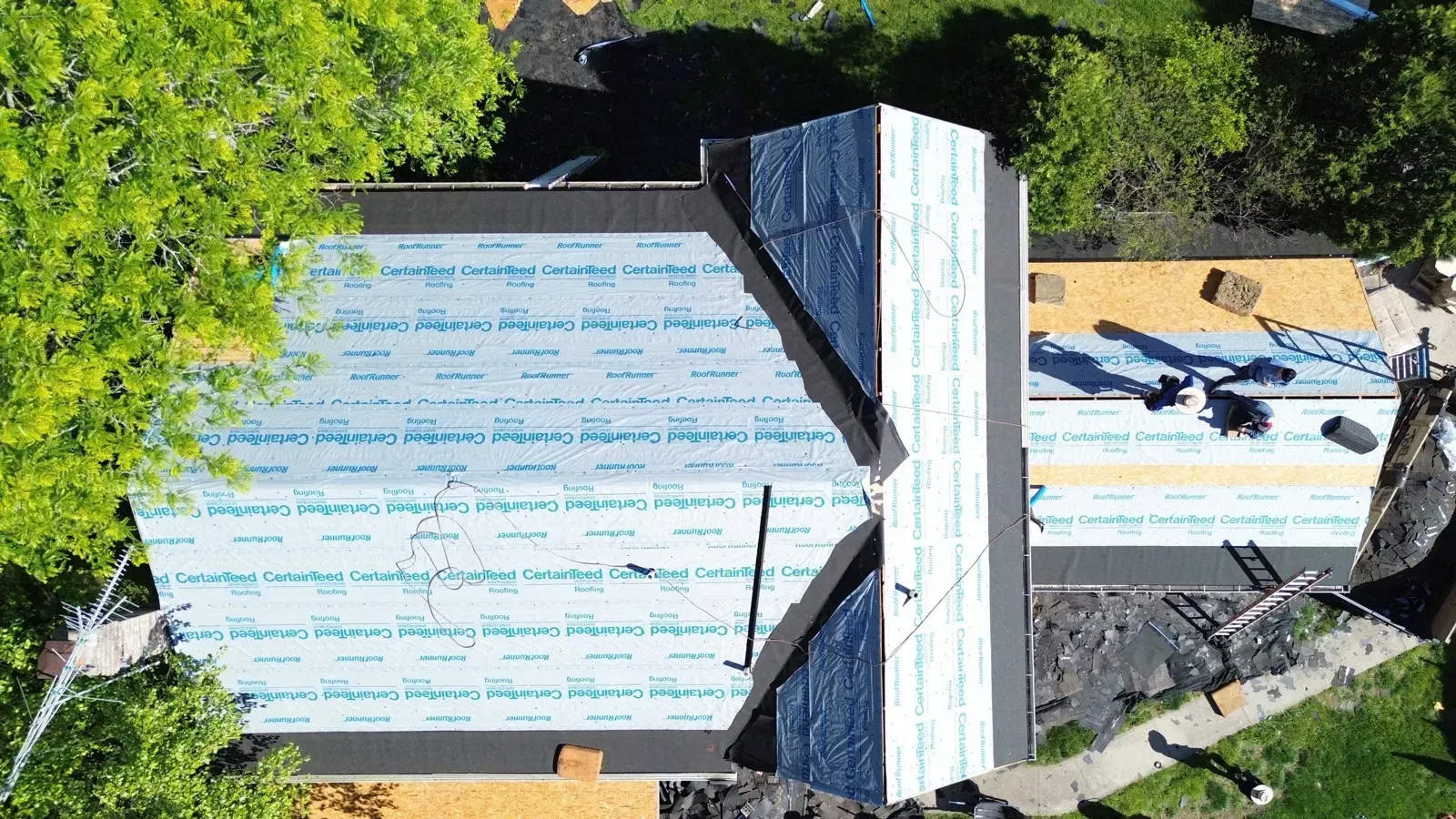 Drone view of new underlayment on a Florence, KY colonial