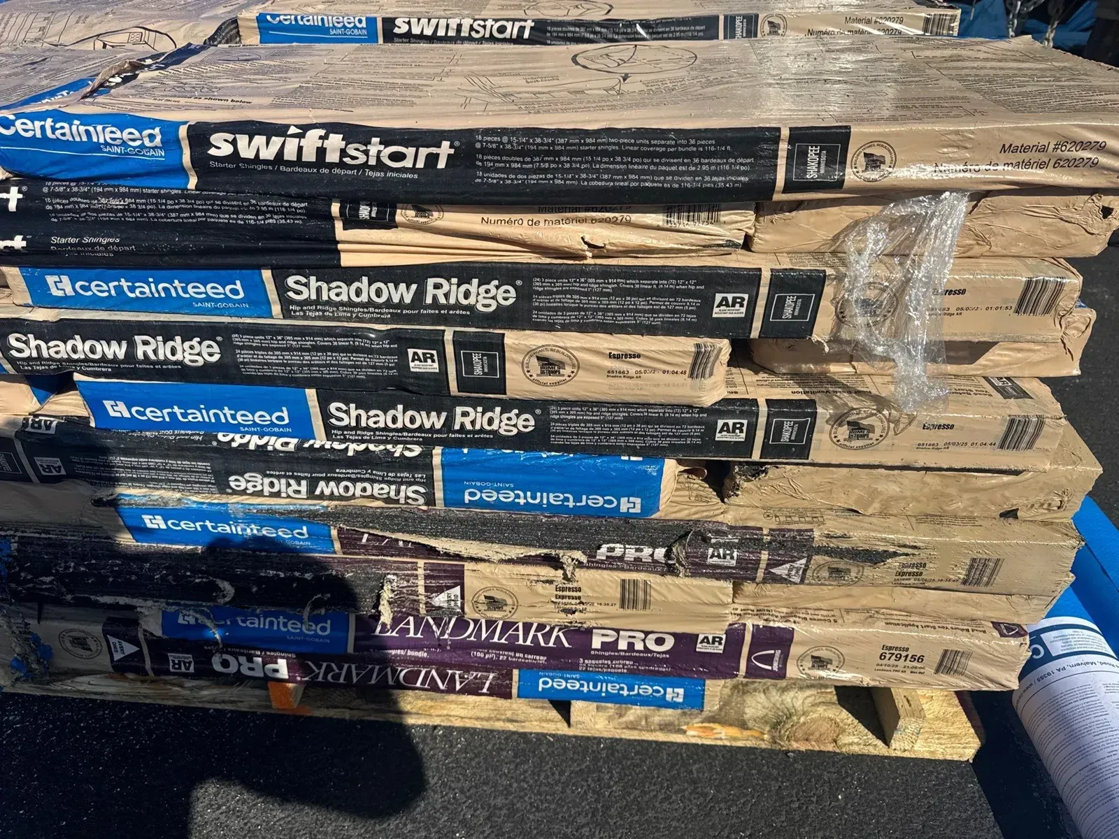 CertainTeed SwiftStart starter and Shadow Ridge hip and ridge shingles for a Florence, KY office roof