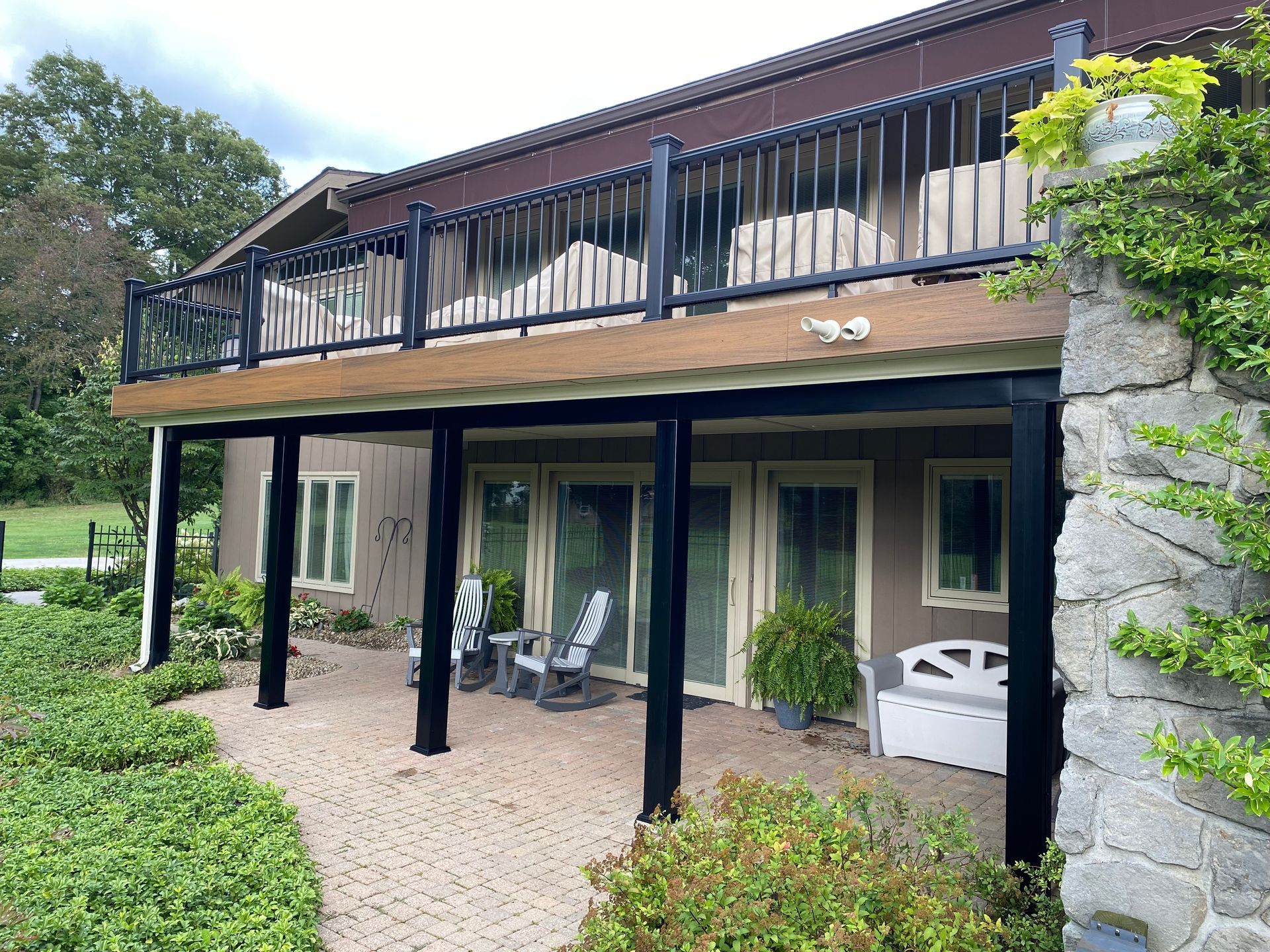 Deck Remodeling - Composite & Wood Decks