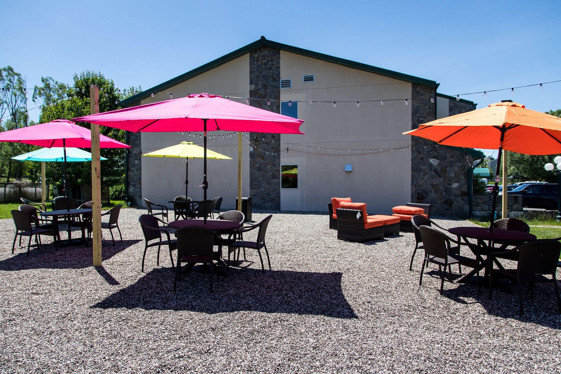 Harvest Inn patio