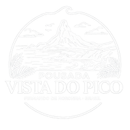 Circular logo with mountains, lake, and text reading “Vista do Pico” and “São Miguel”