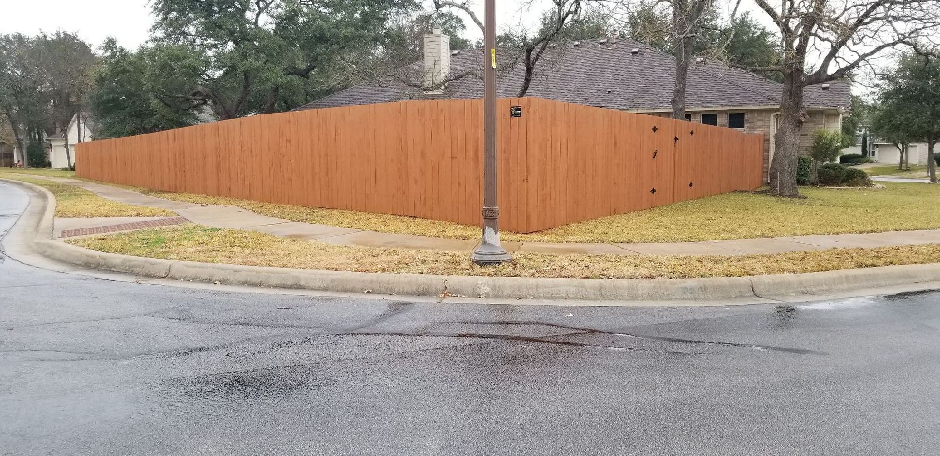 wood-fence-stain.jpg