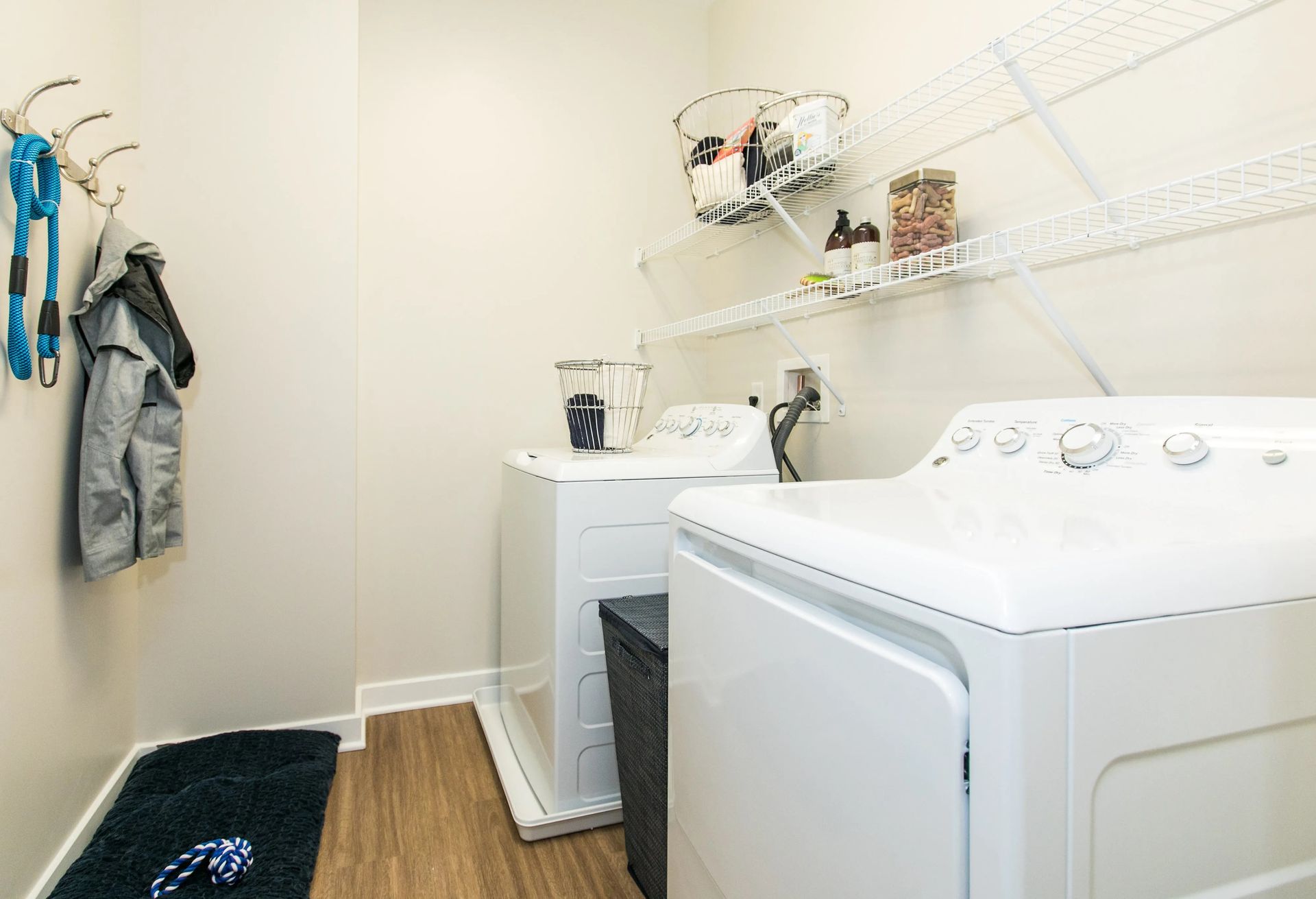 In-unit washer and dryer at Verde at Howard Square.