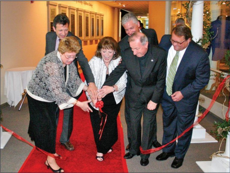 Vatican Splendors Exhibit held in Cleveland at Western Reserve Historical Society
