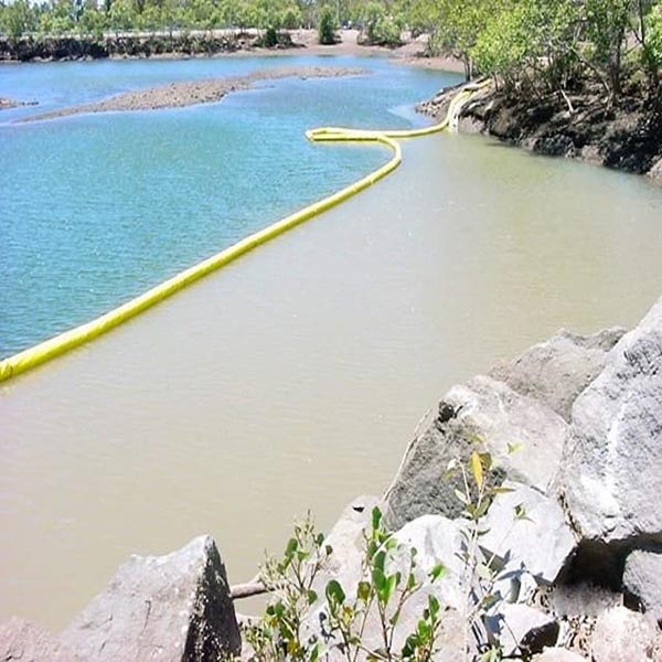 Environmental protection silt curtain blocking pollution