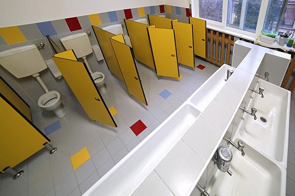 Advanced-Group-School-Cleaning