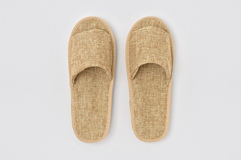 natural open toe slipper
