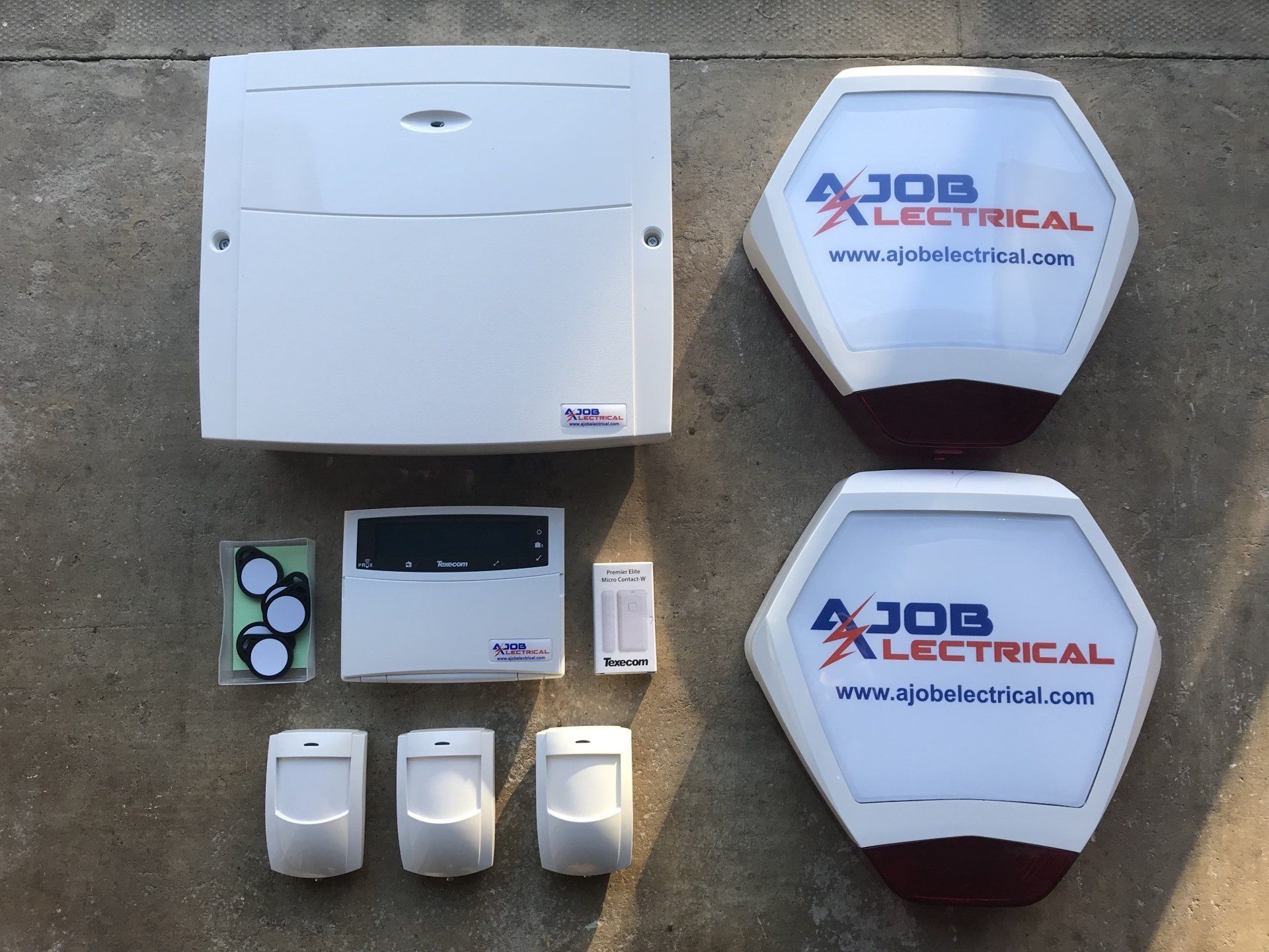Texecom Premier Elite burglar alar system, installed in Leeds by AJOB Electrical Ltd.