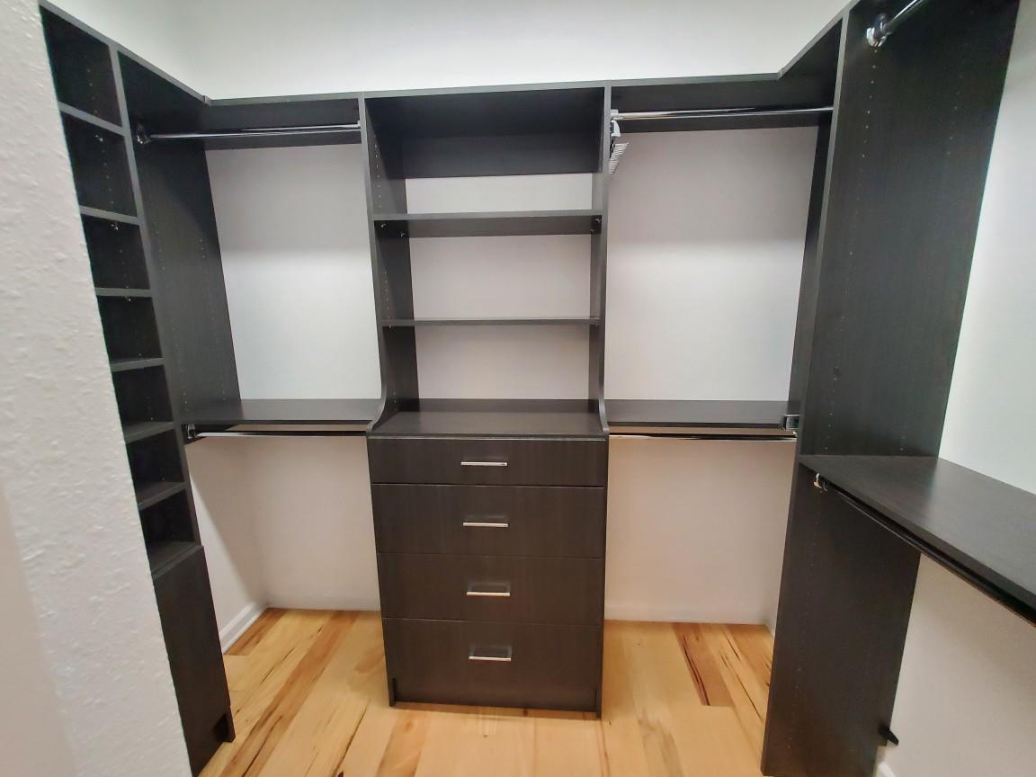 Custom Closet System