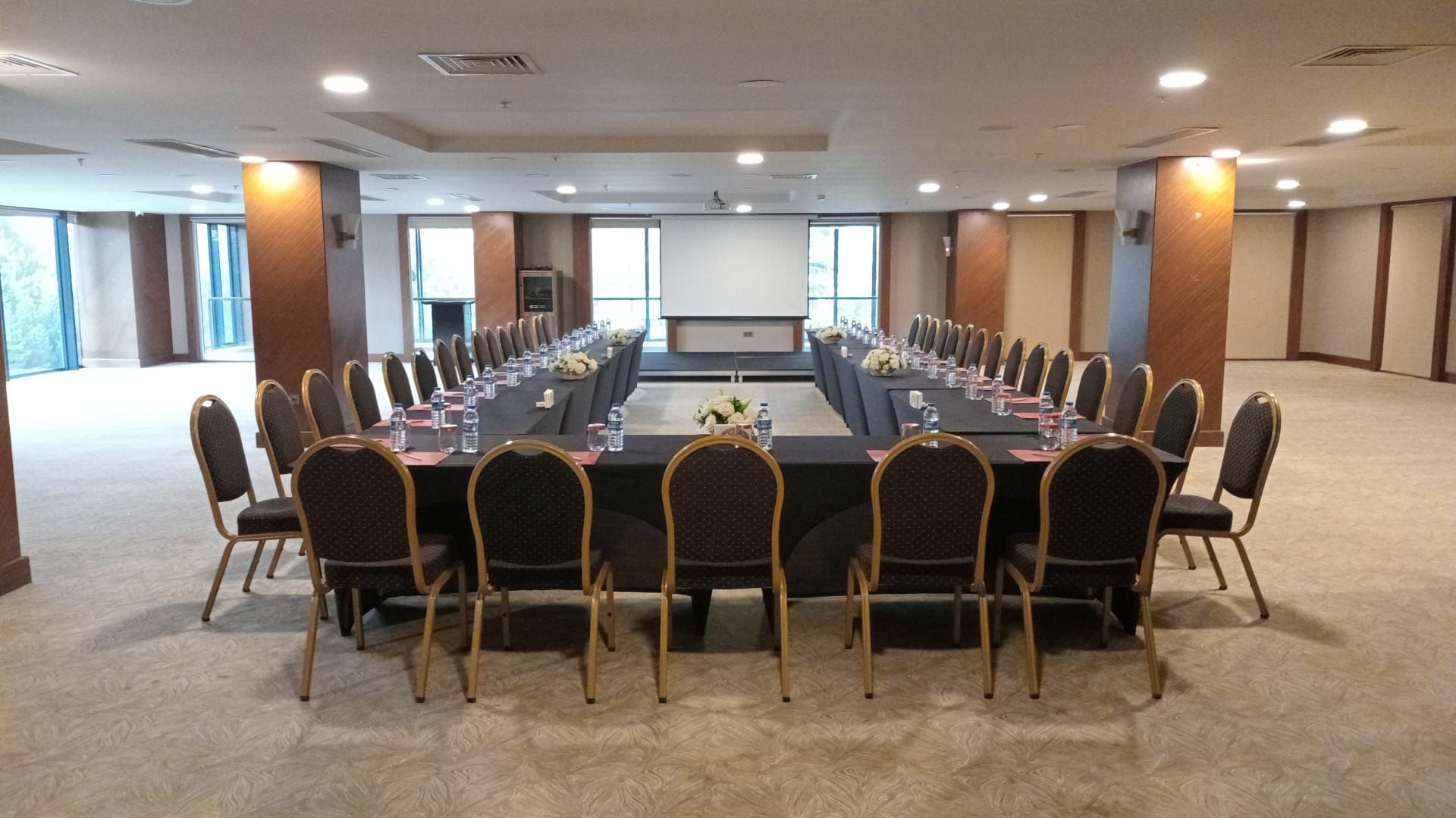 Ramada Plaza Samsun | toplantı salonuu
