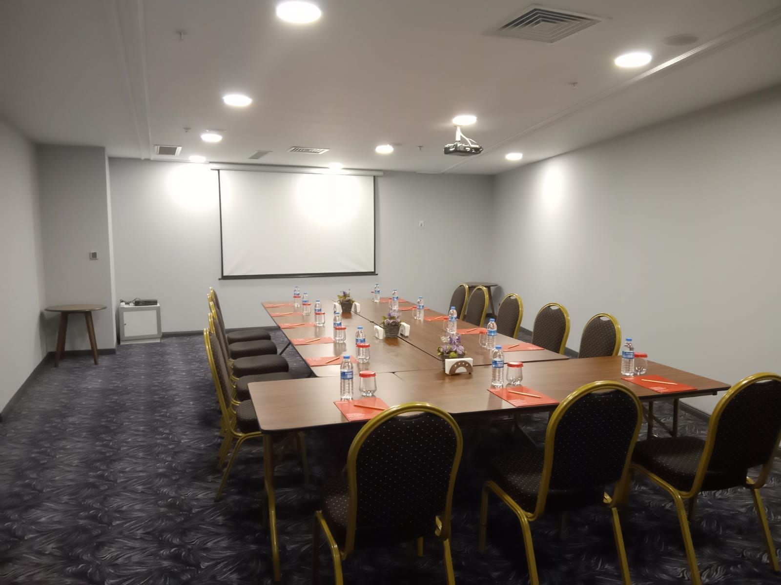 Ramada Plaza Samsun | toplantı salonuu