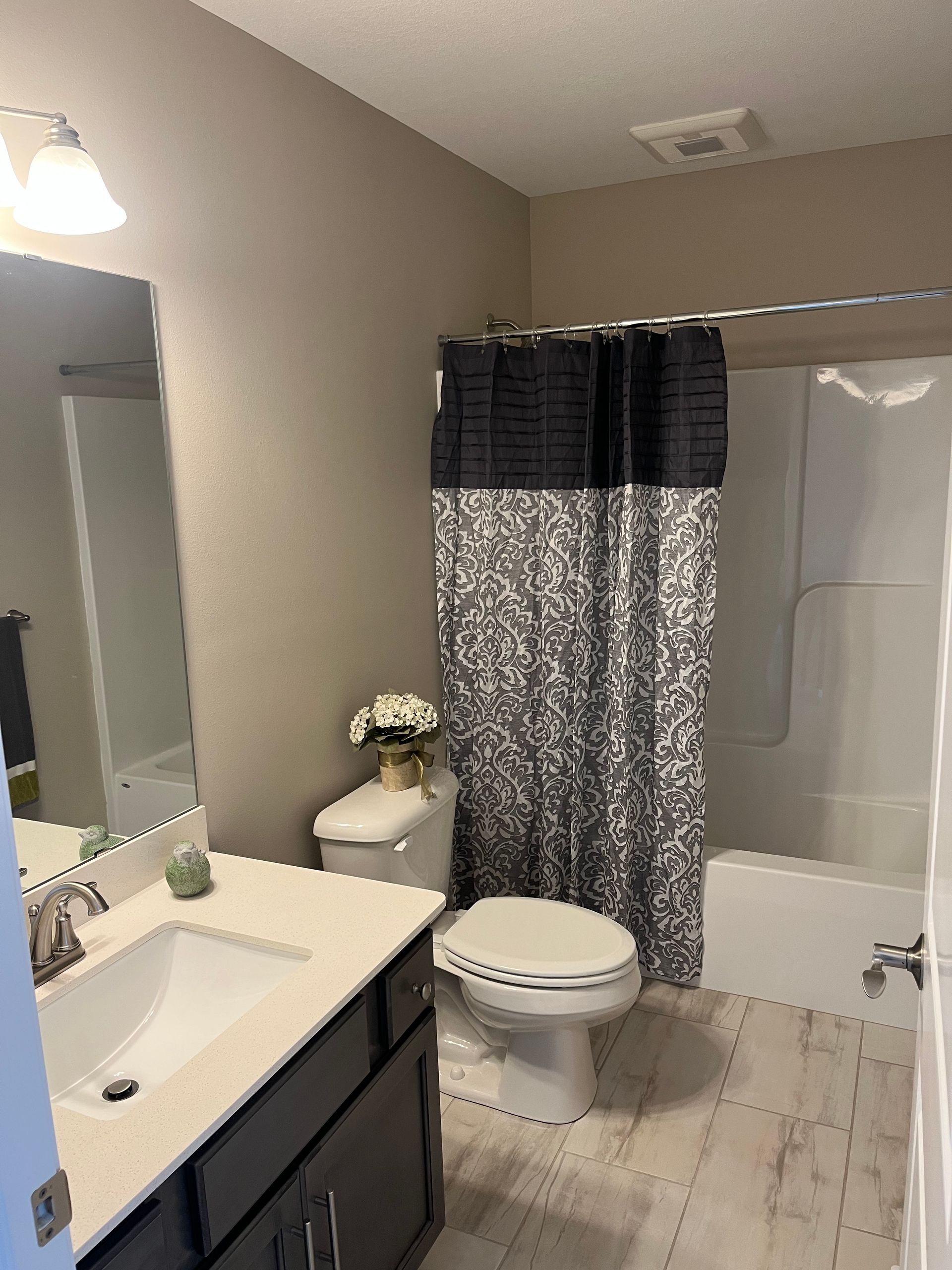 HOME FOR SALE Eagle Creek Builders, Toledo, Ohio