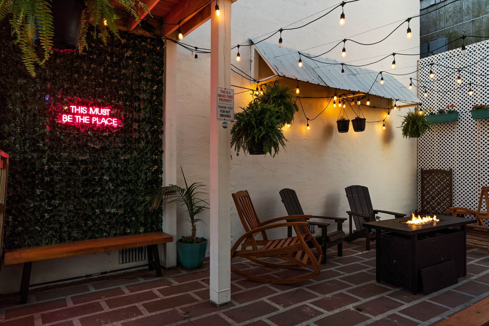 An outdoor patio  at Dry Dock Inn