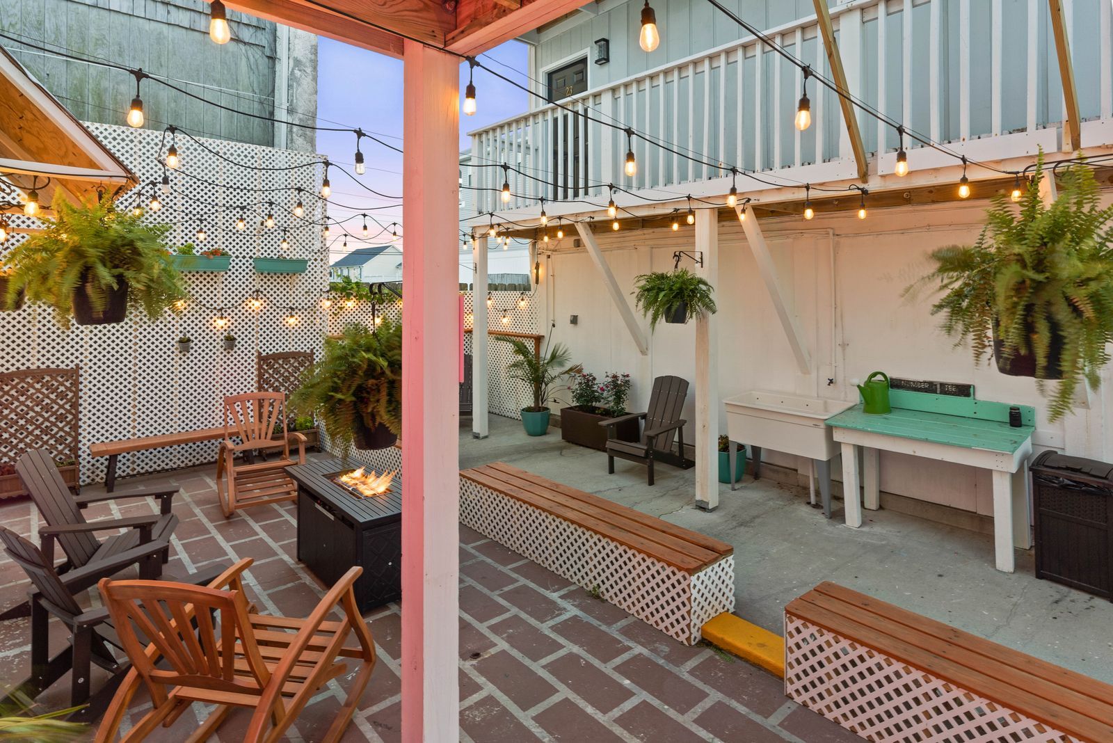 Fire pit and grills