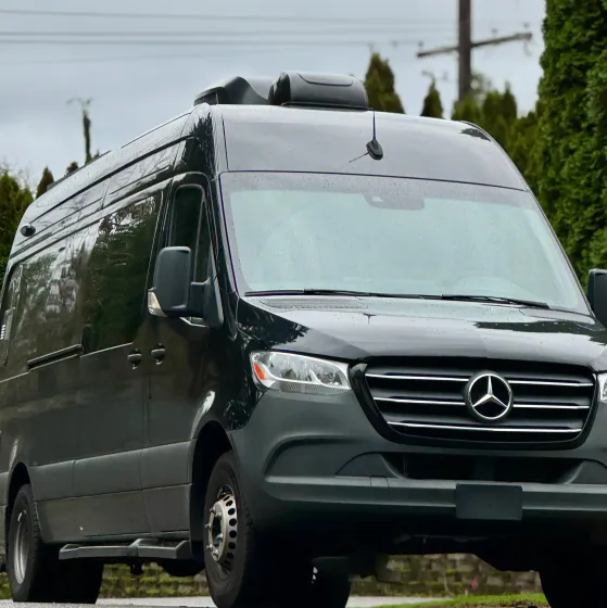 urban doggie mobile dog grooming van Kirkland WA